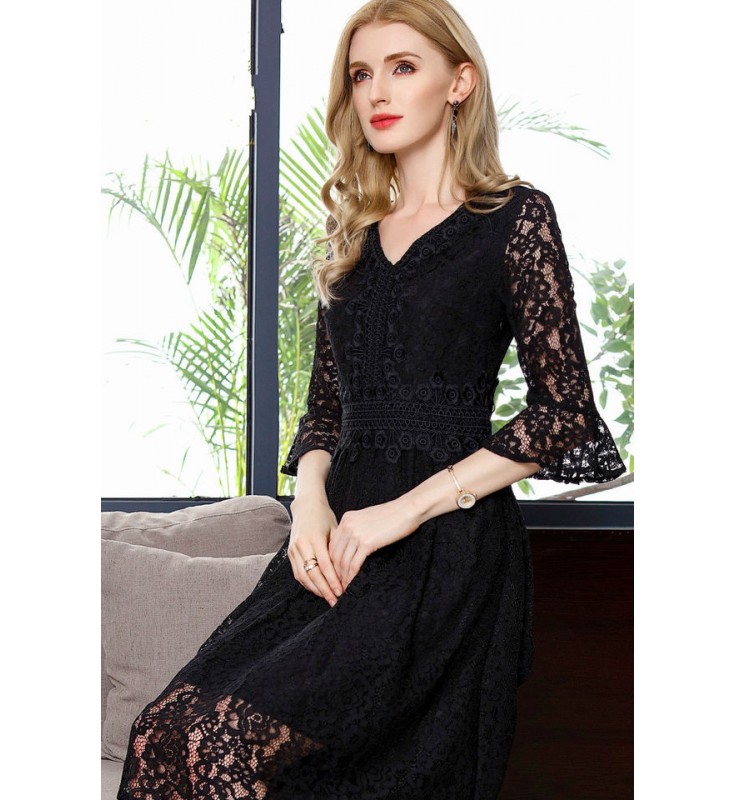 Black V-neck Half Sleeves Lace Dress